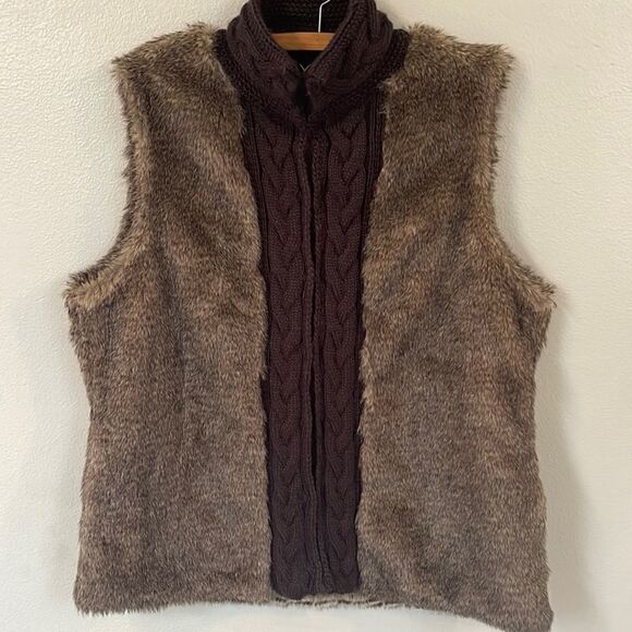 LYS faux fur sweater vest. Size 1X. - Picture 1 of 7